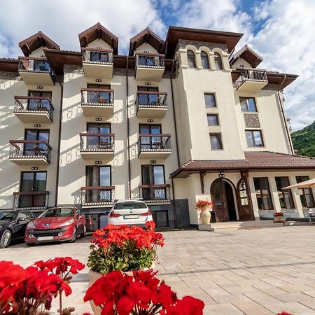 River Hotel & Spa Călimăneşti Eksteriør billede