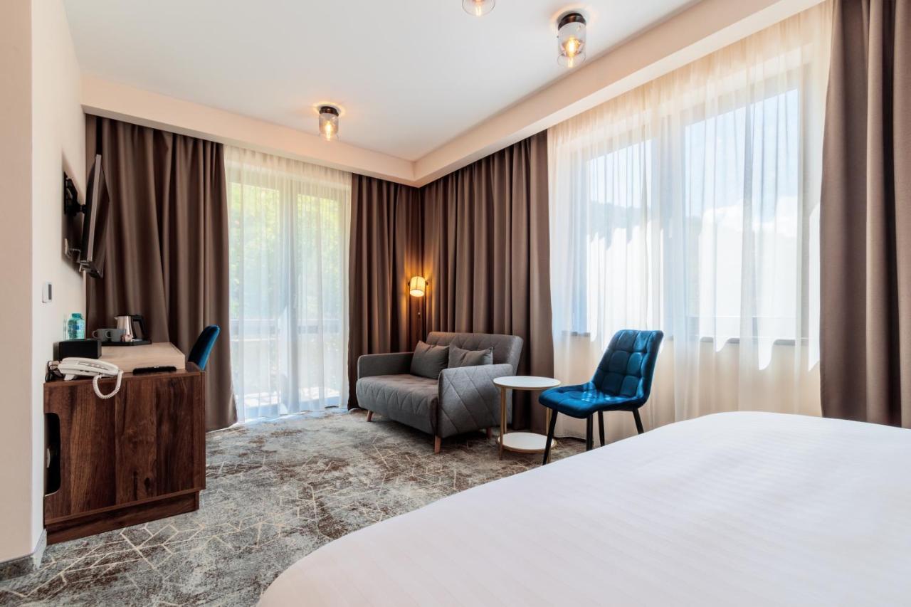 River Hotel & Spa Călimăneşti Eksteriør billede