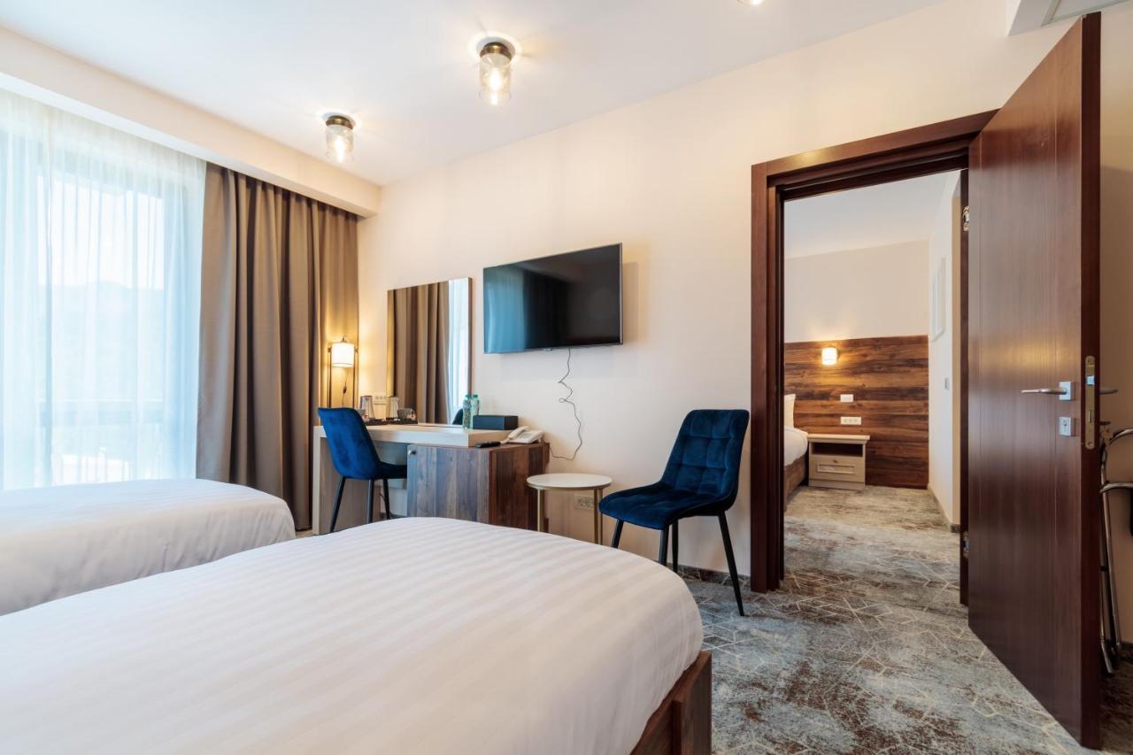 River Hotel & Spa Călimăneşti Eksteriør billede