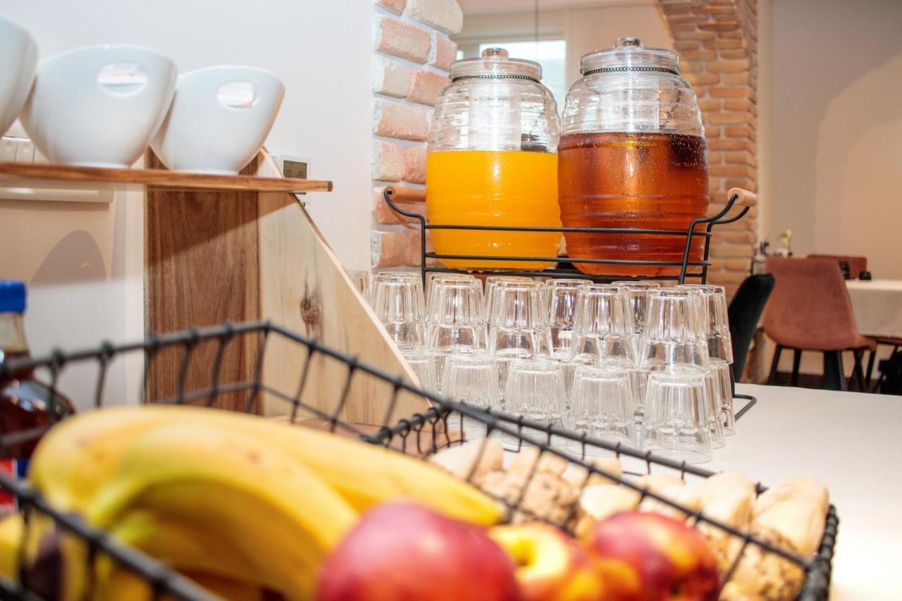 River Hotel & Spa Călimăneşti Eksteriør billede