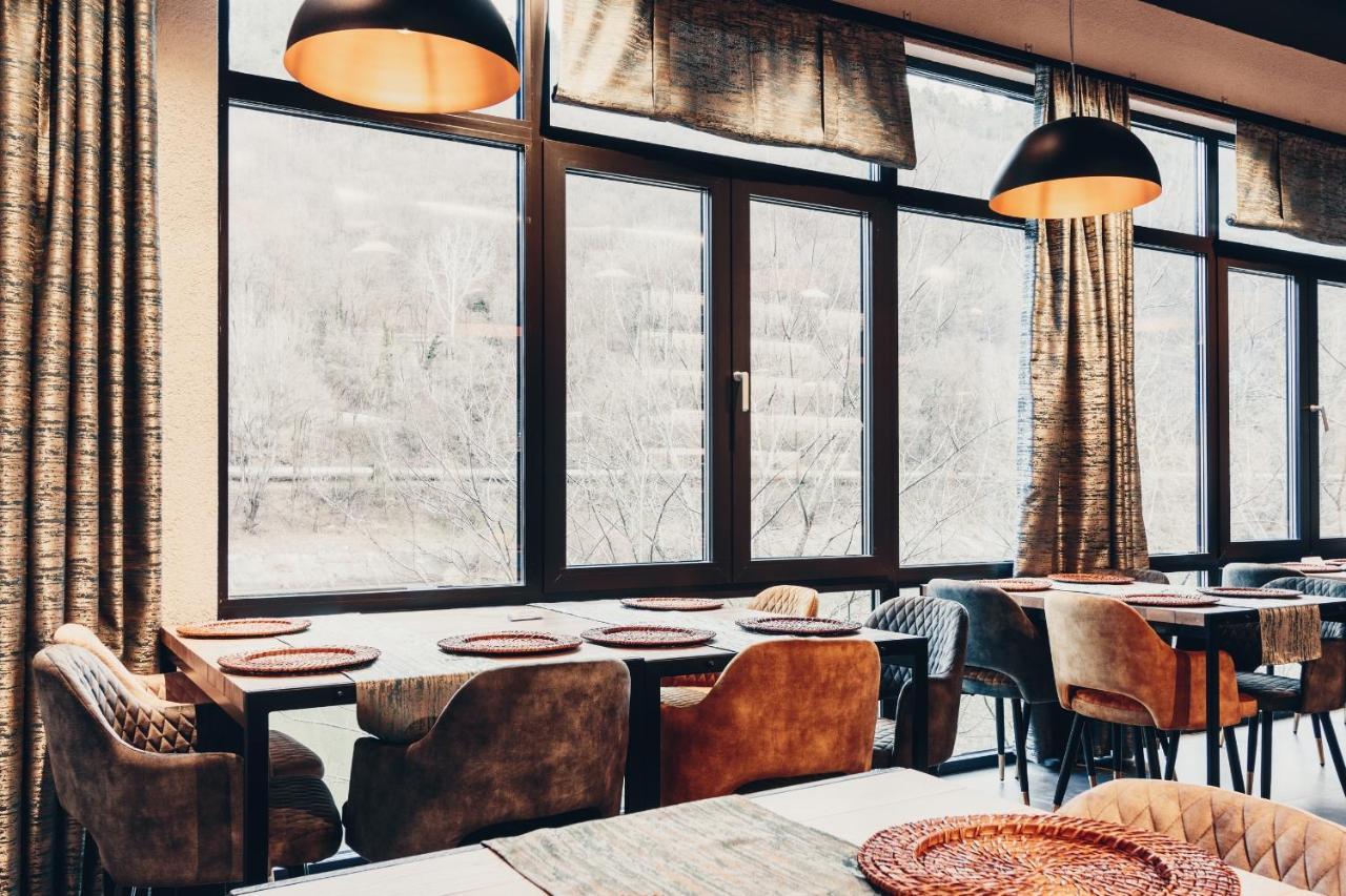 River Hotel & Spa Călimăneşti Eksteriør billede